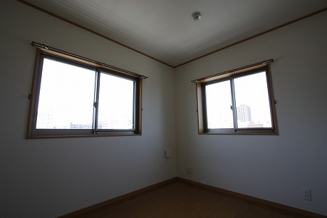 高崎栄町スターレジデンスの内装|窓1つです。