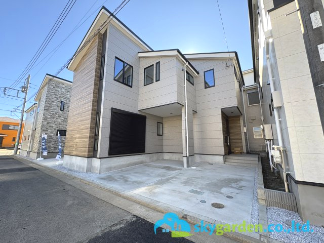 茅ヶ崎市矢畑2期　新築戸建　全5棟　3号棟の前面道路含む現地写真|2025年11月30日撮影（工事中）