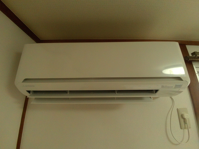 戸石マンションの設備|エアコン