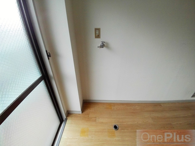 マルタカマンションの設備|洗濯機置場