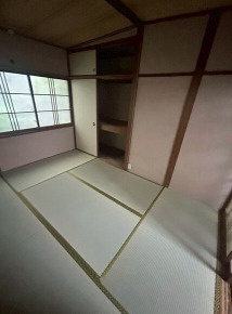 城の下通アパートの収納