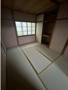 城の下通アパートの和室