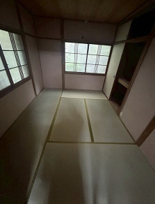 城の下通アパートの収納