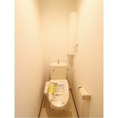 【トイレ】 | さくらテラス葉山 | 温水洗浄便座付き