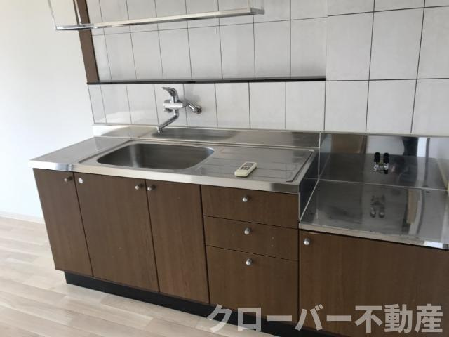 ステイブル円座のキッチン|キッチン