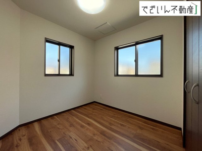 【洋室】 | クライン本庄市中央第3期　新築住宅 | センスが求められるプライベート空間だからこそ、自分の個性を飾るにふさわしい癒しと寛ぎの空間を演出します。
現地(2026年3月撮影)