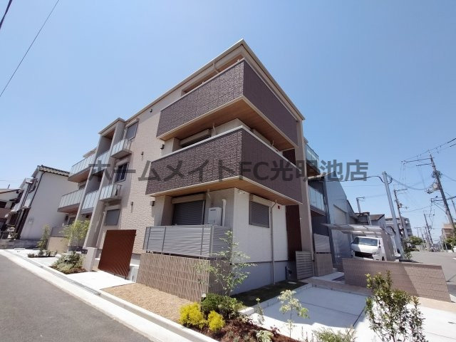 シャーメゾン彩の外観