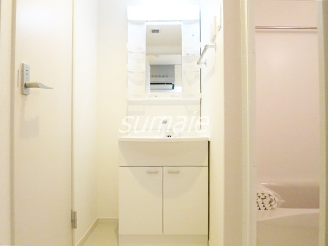 リブリ・カーム赤羽西の洗面所|独立洗面台です♪