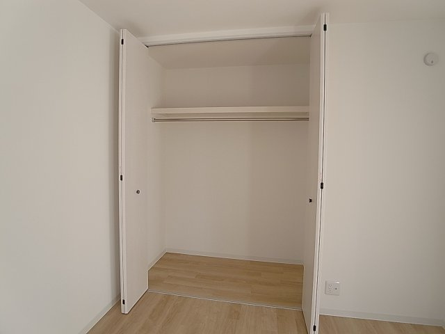 ハーバーコート神戸の収納|幅広のクローゼット収納