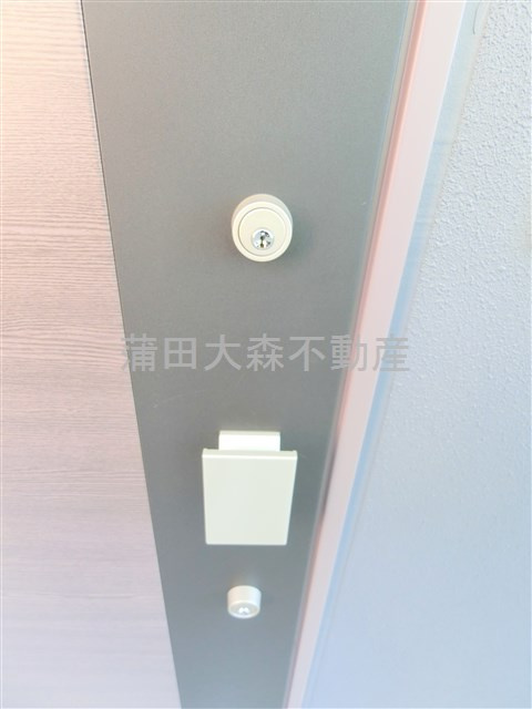 エスティメゾン大森の玄関