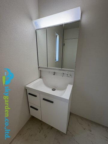 茅ヶ崎市矢畑2期　新築戸建　全5棟　4号棟の独立洗面台