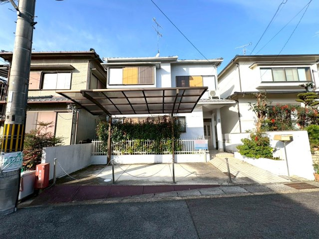 カーポート付き５ＤＫ◆ＪＲ奈良線＆京阪宇治線の２沿線利用可能◆宇治市五ヶ庄折坂