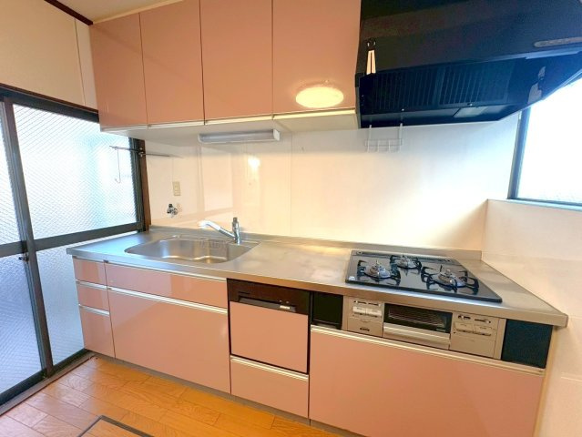 カーポート付き５ＤＫ◆ＪＲ奈良線＆京阪宇治線の２沿線利用可能◆宇治市五ヶ庄折坂のキッチン|キッチン