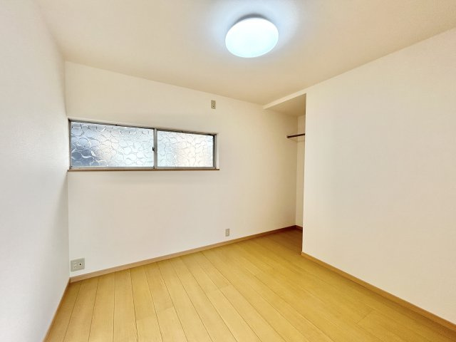 高知市丸池町　中古戸建の洋室