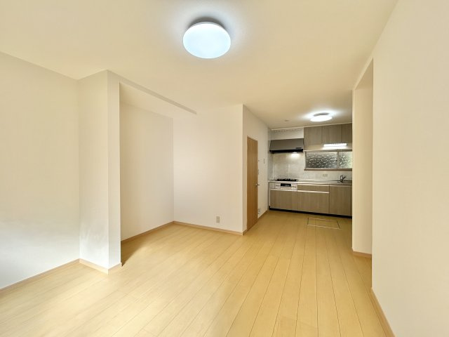 高知市丸池町　中古戸建の居間・リビング