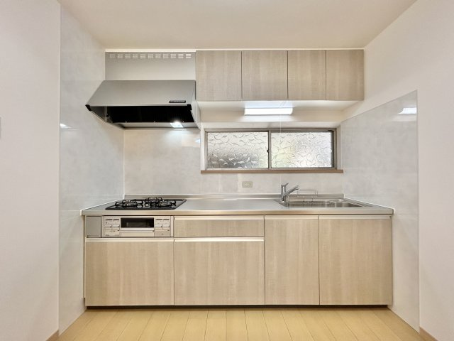 高知市丸池町　中古戸建のキッチン