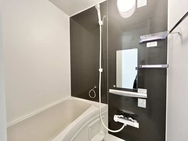 高知市丸池町　中古戸建の浴室