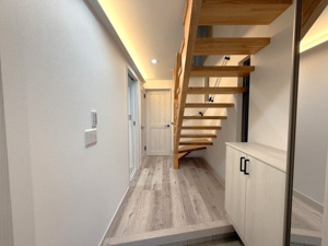 【玄関】 | 2025年11月27日撮影