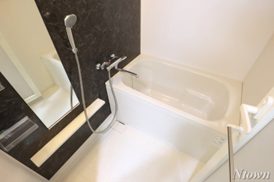 【浴室】 | レジデンスルイーダ | お風呂です