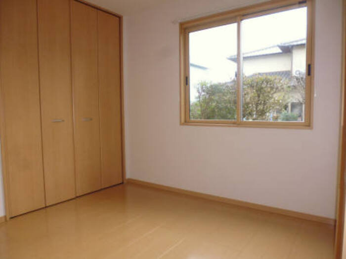 チャーム スクエアーの居間・リビング|明るい室内です☆