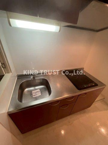 セレブコート梅田のキッチン|コンパクトなキッチンで掃除もラクラク