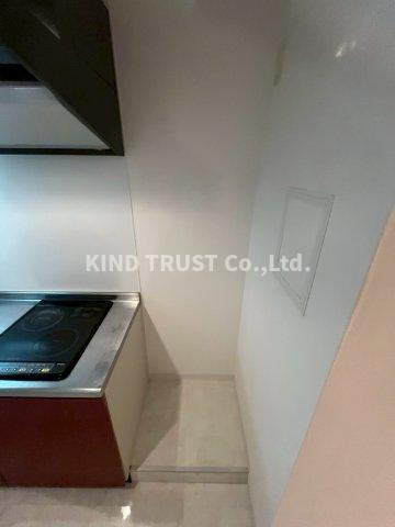 セレブコート梅田の内装|明るい色調の室内です