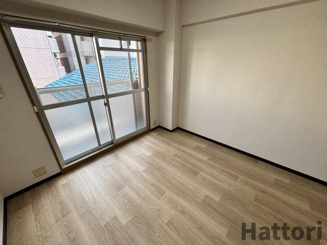 エミーナヒルズの居間・リビング