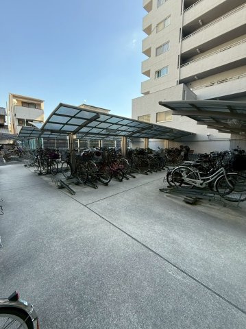 ターミナルマンション朝日プラザ堺の駐輪場