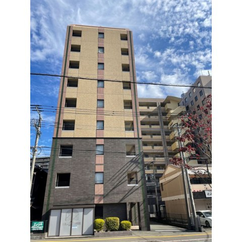 E.POPULARのエントランス|オートロック付きで安心です★