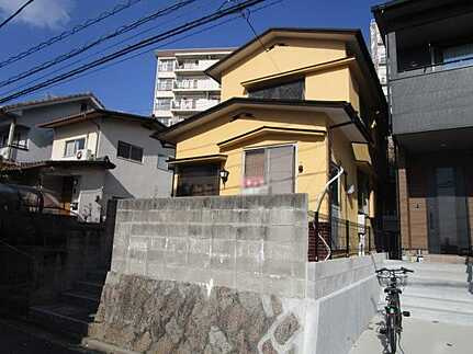 広島市東区山根町の外観