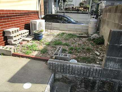 広島市東区山根町の庭