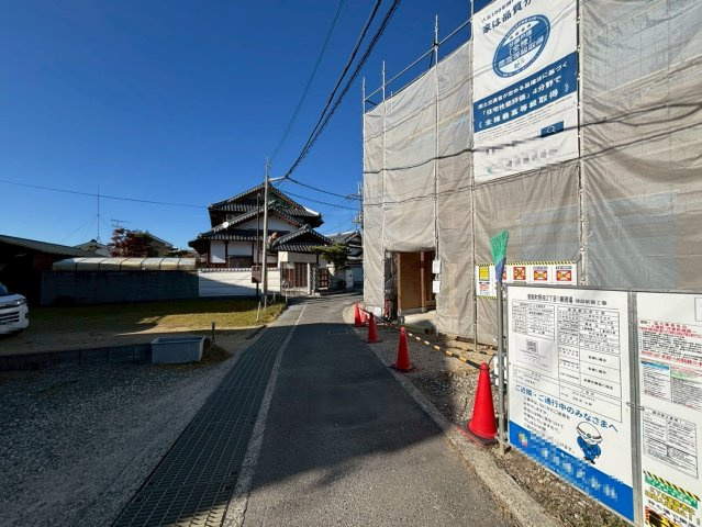 泉南郡熊取町野田２丁目新築戸建の前面道路含む現地写真|2025/11/23撮影