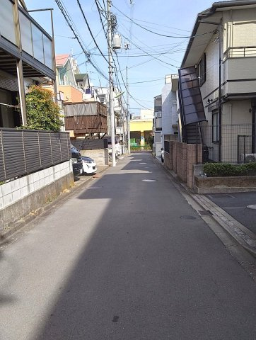 Dimora(ディモラ)世田谷のその他|前面道路・南東側