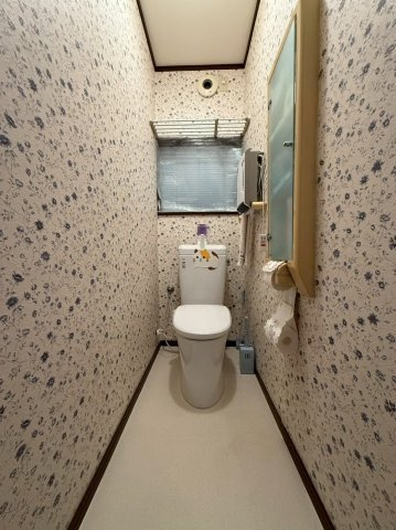 下鴨南茶ノ木町　戸建のトイレ