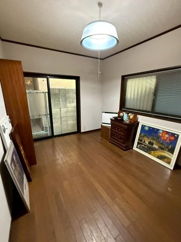 下鴨南茶ノ木町　戸建の洋室