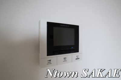 【セキュリティ】 | Brick　Kamejima | モニター付きインターホンです