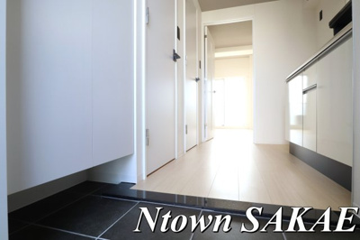 【玄関】 | Brick　Kamejima | 毎日通る玄関はこちらです