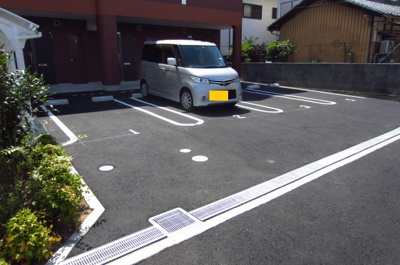 【駐車場】 | ベル・ローズ