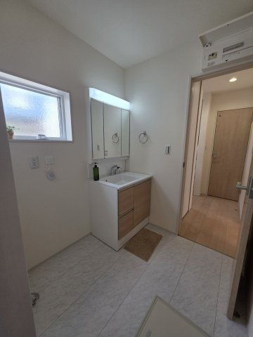 リーブルガーデン．S　鴻巣市鴻巣第２　の独立洗面台|１号棟現地洗面所（2026年04月20日）撮影