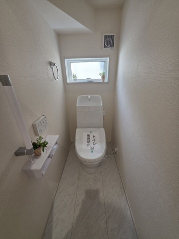 リーブルガーデン．S　鴻巣市鴻巣第２　のトイレ|１号棟現地トイレ（2026年04月20日）撮影