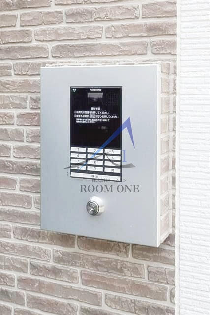 オリーブ金町のセキュリティ|モニター付きインターホンです。