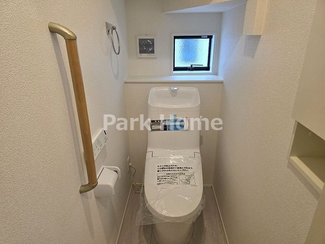 高知市瀬戸東町3丁目 -6期3棟3-新築戸建てのトイレ|１F:トイレ