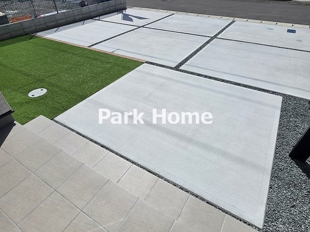 高知市瀬戸東町3丁目 -6期3棟3-新築戸建ての駐車場