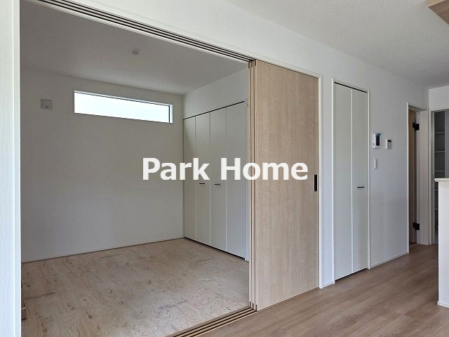 高知市瀬戸東町3丁目 -6期3棟3-新築戸建ての和室|１F:4.5和室　＊（畳設置前）