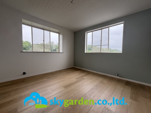 二宮町二宮　中古戸建の洋室