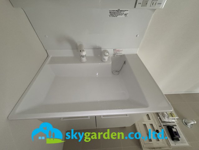 二宮町二宮　中古戸建の洗面所