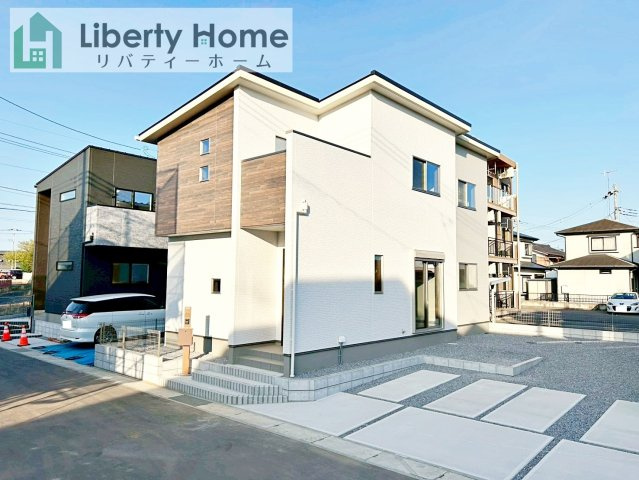 土浦市荒川沖西第2期　新築戸建　2号棟の外観|ご予約をいただければ、『平日の空いた時間』『周辺物件まとめて見たい』『1件だけ見たい』ももちろん可能です♪
お気軽にお問合せください♪