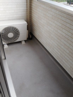 【バルコニー】 | ラヴィアンローズＢ | バルコニー