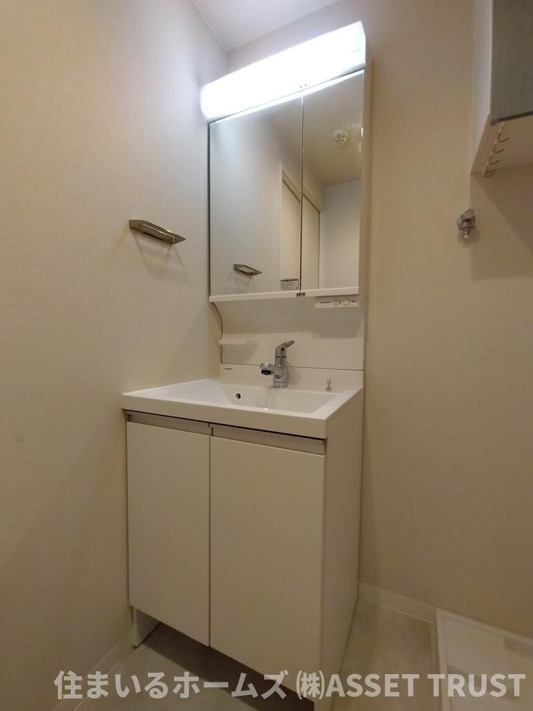 ザ・ランド代官山青葉台の独立洗面台