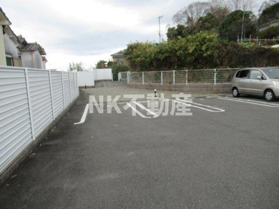 【駐車場】 | エミュール5（瓢箪山賃貸） | 空きはご確認ください